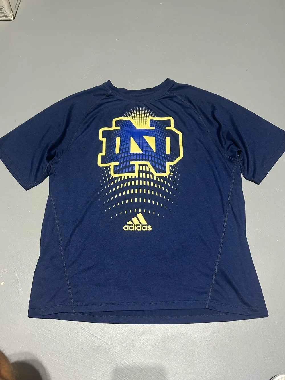 Adidas Climalite Notre Dame Performance Short Sleeve Shirt (Men’s Size Medium)